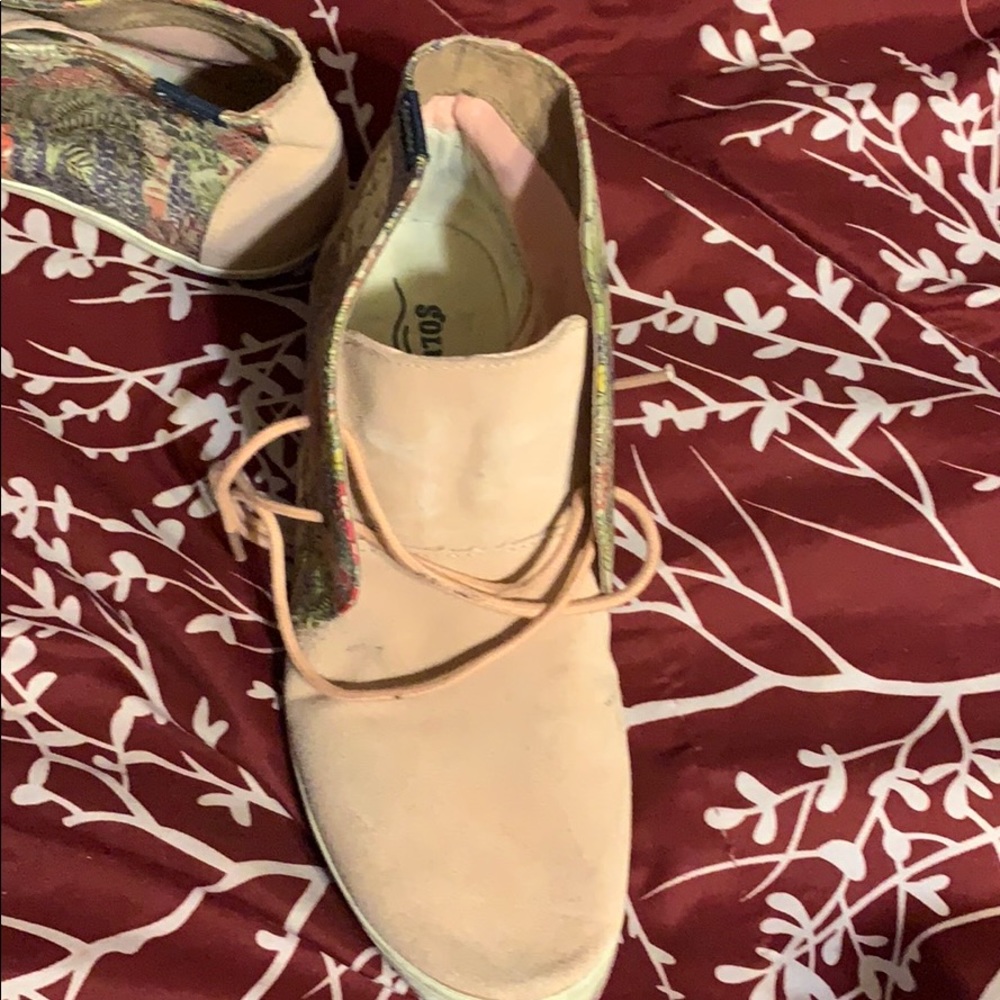 Shoes used